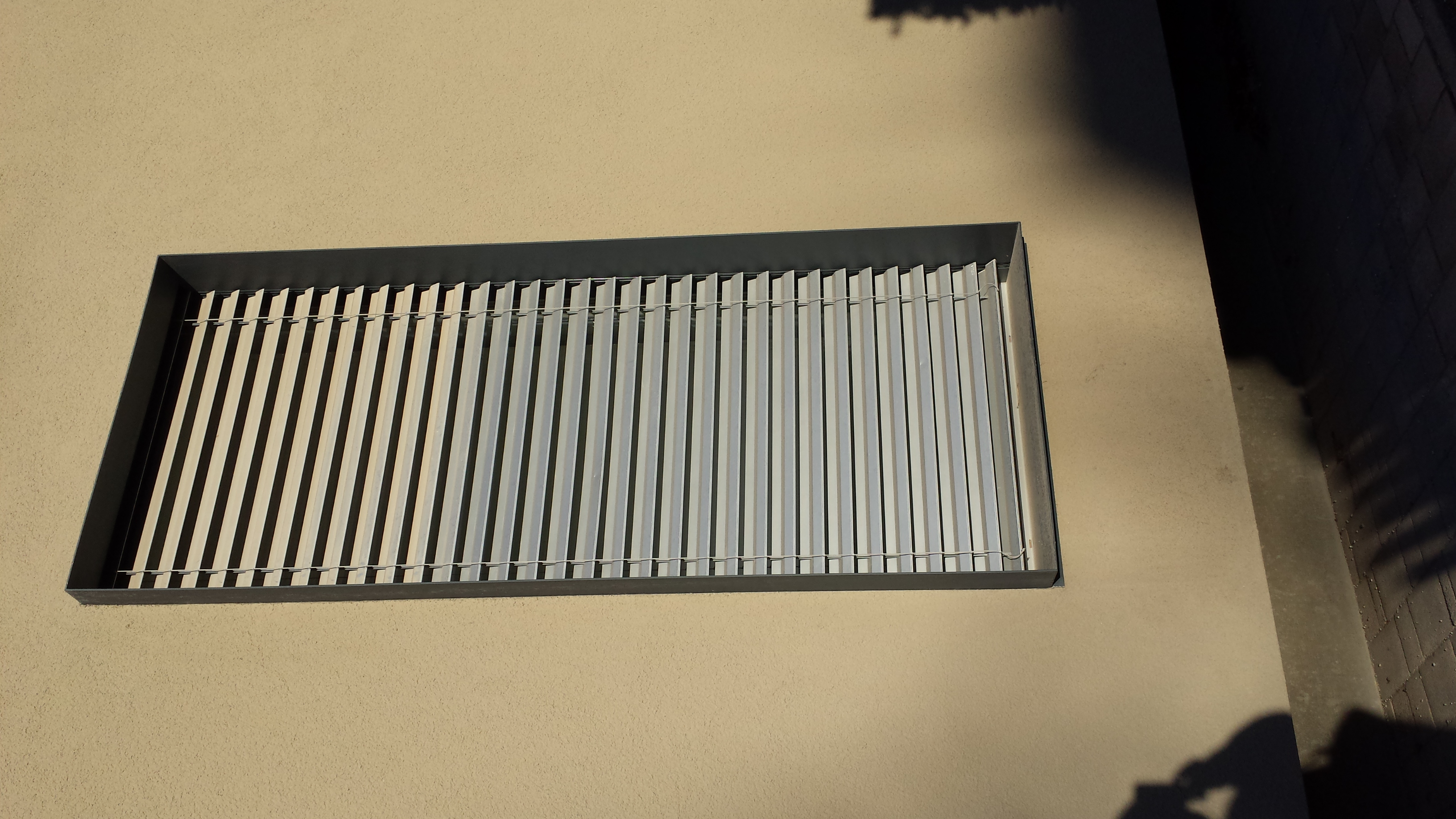 Čisté linie a skryté kotvení – inspirace 8